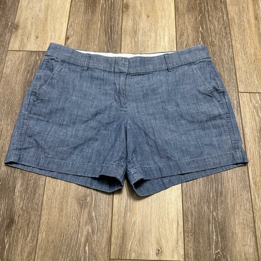 🛍️J crew 100% Cotton blue shorts excellent condition.